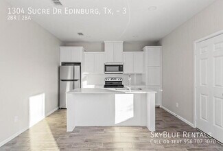 Building Photo - 1304 W Sucre Dr
