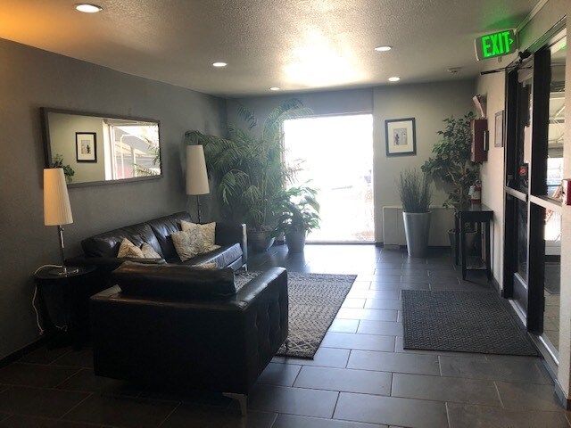 Foto del edificio - 1441 N Humboldt St