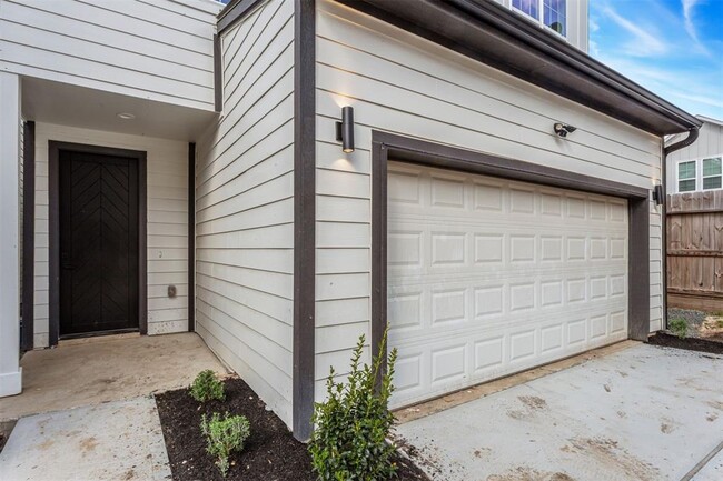 Building Photo - 1264 Oakmont Bnd Dr