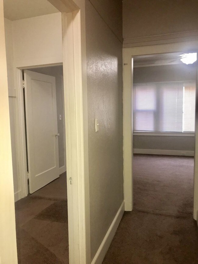 Building Photo - 1322 H Street Apt. 1