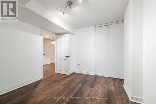 Building Photo - 131 Bachman Dr