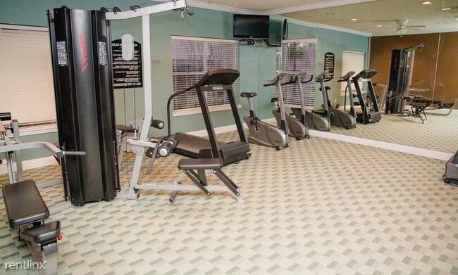 Building Photo - 2 br, 1.5 bath Condo - 15240 Old Galveston...