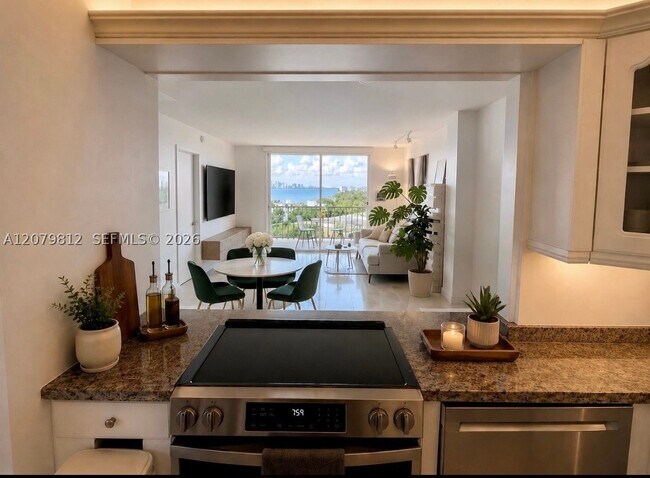 Foto del edificio - 6900 Bay 9L Bay