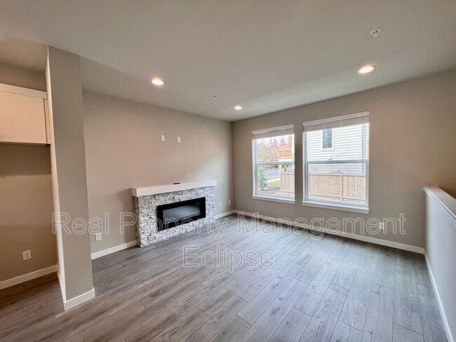 Building Photo - 3123 148th St SW