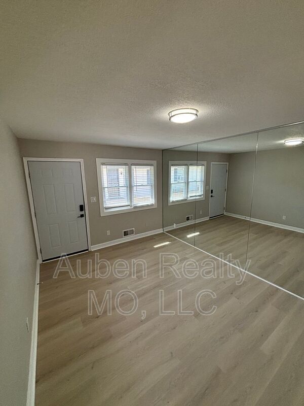 Foto del edificio - 3143 Puckett Rd