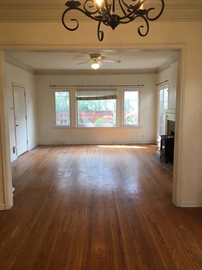 Sala de estar desde el comedor - 1436 Formosa N Ave