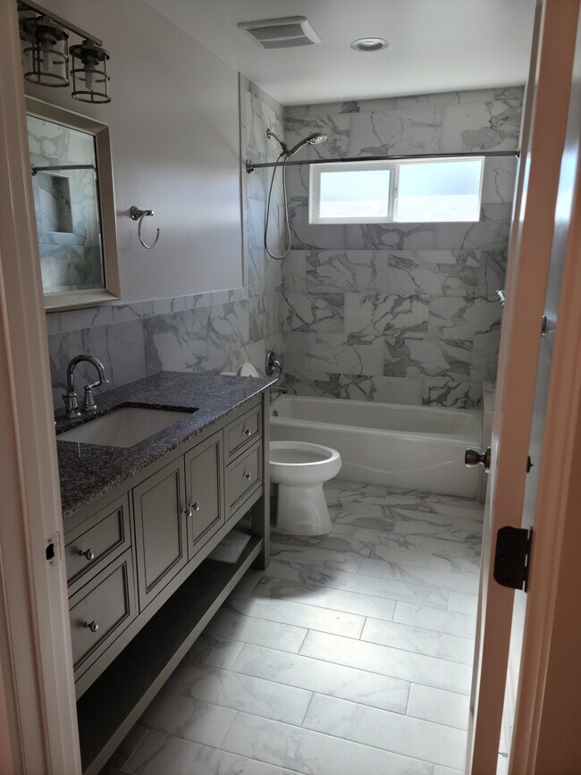 Foto del edificio - 25905 Cypress St