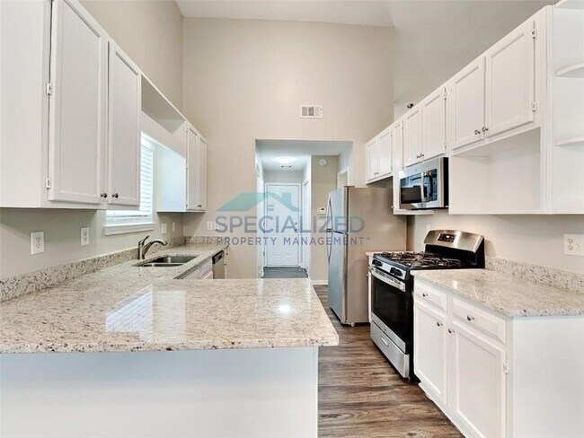 Building Photo - 1613 Glynn Ct