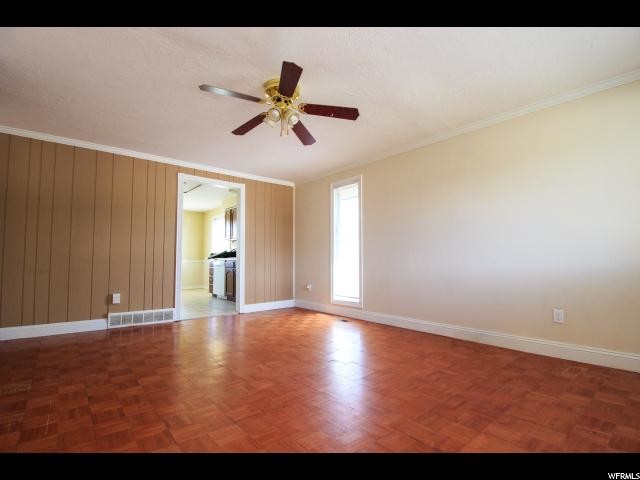 Foto del edificio - 7817 S Taft St