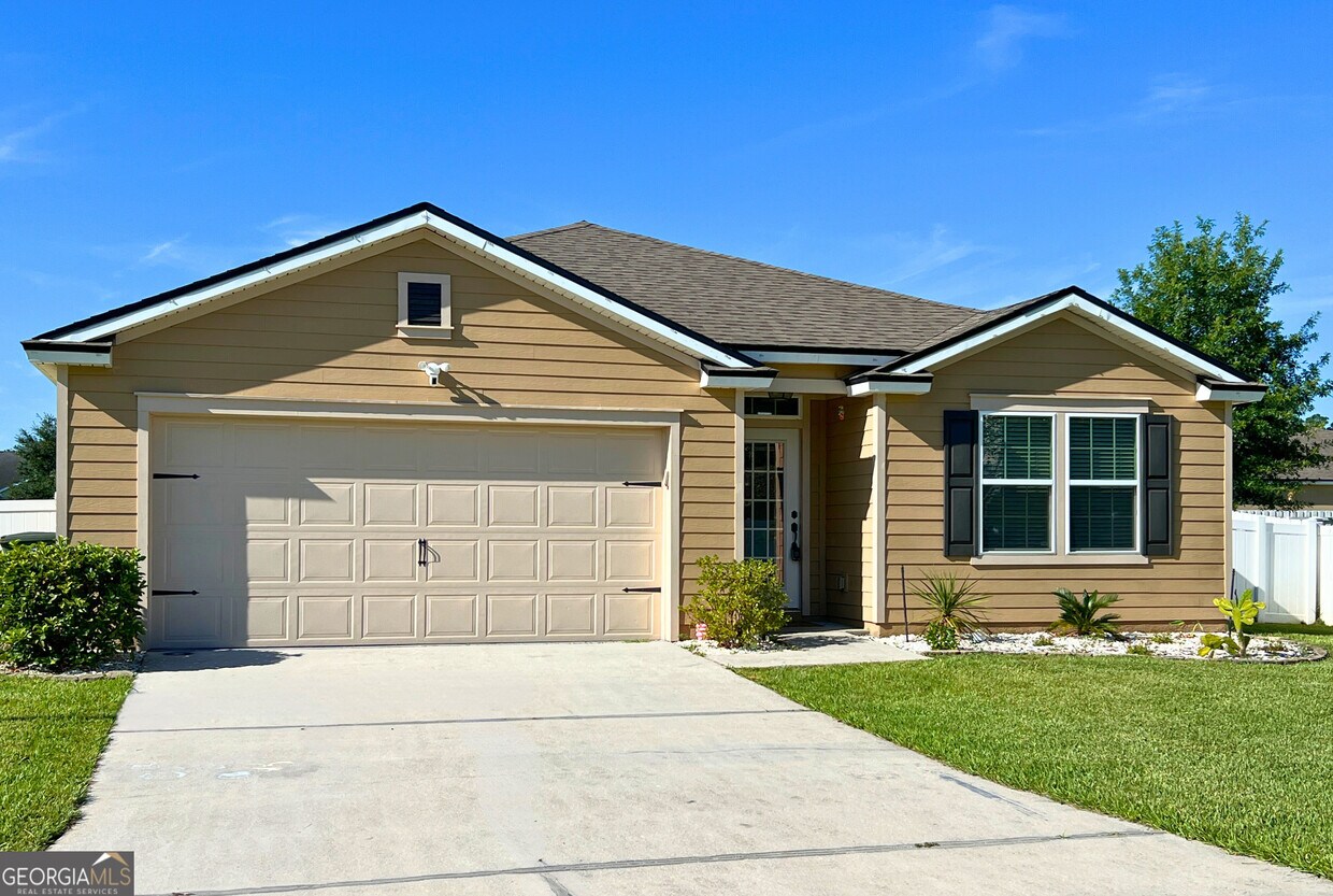 Primary Photo - 204 Hayworth Ct