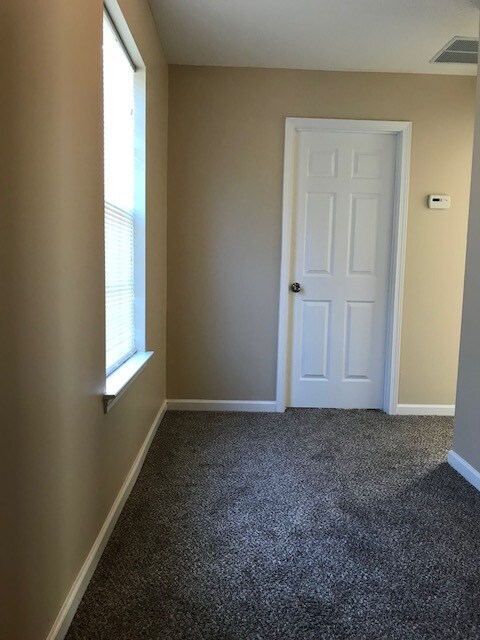 Foto del edificio - 7411 Battlecreek Ln