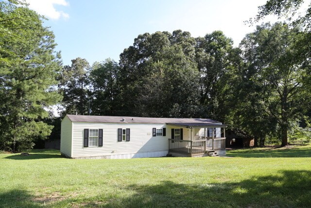 Primary Photo - 585 Thompson Mill Rd