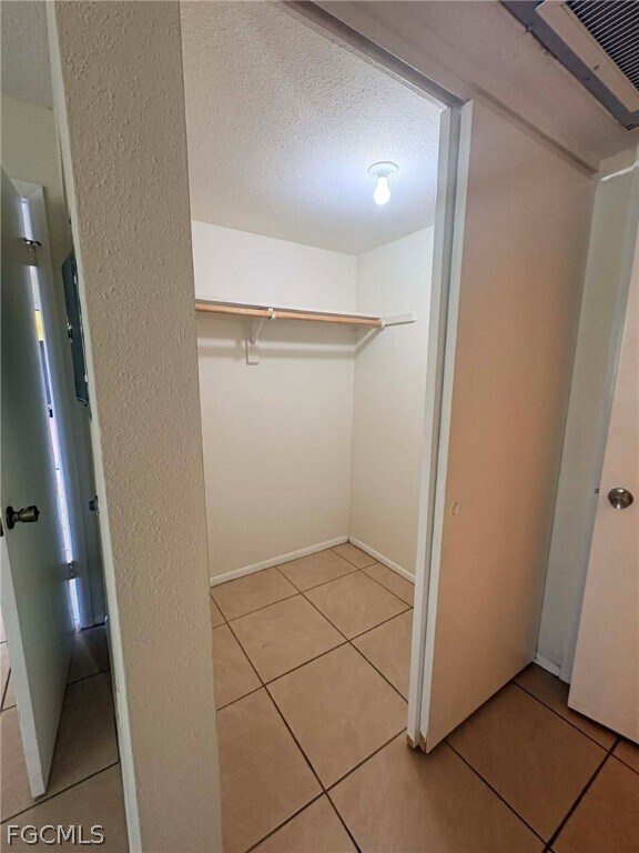 Foto del edificio - 2845 Winkler Ave