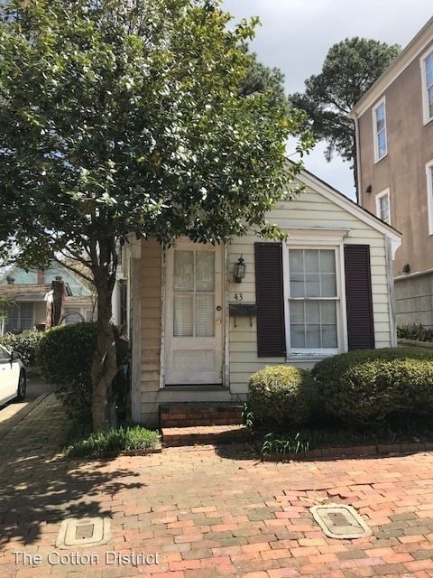 Primary Photo - 2 br, 1.5 bath House - 43 Holtsinger Ave
