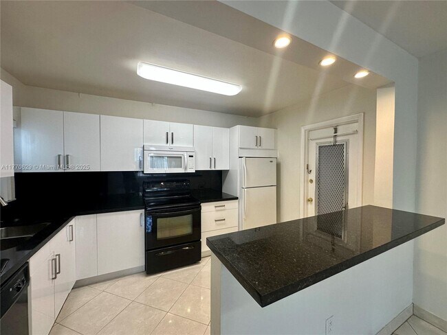Foto del edificio - 1075 93rd St