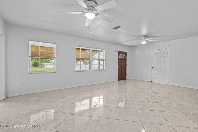 Foto del edificio - 2120 Nottingham Rd