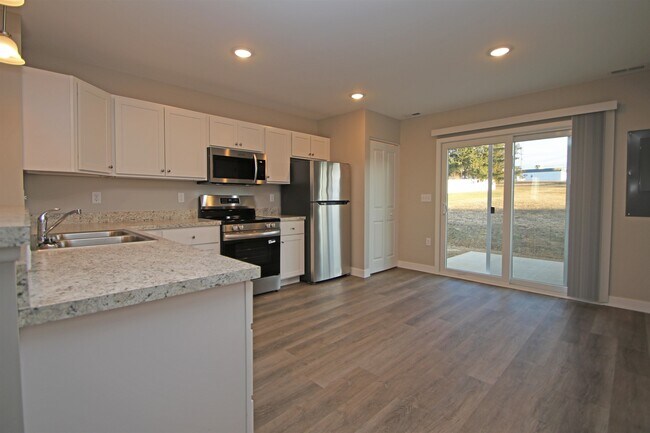 Foto del edificio - 1313 Luke Ln