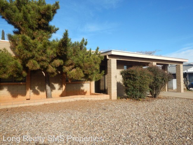 Building Photo - 500 AZ-90
