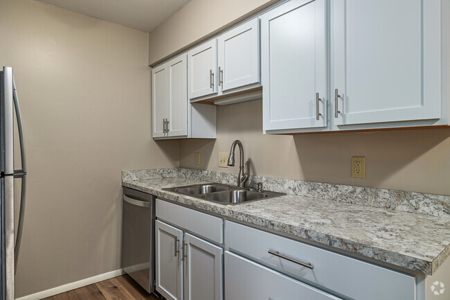 2BD, 1BA - 915SF - Heatherwick House