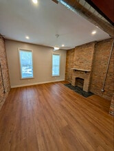 Building Photo - 35 E Lincoln St