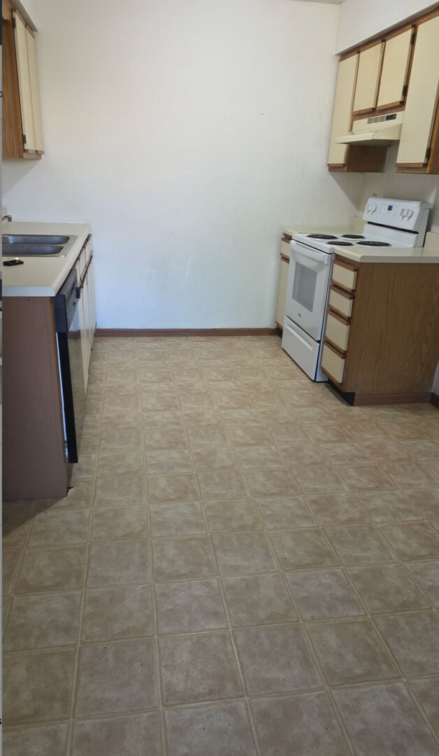 Foto del edificio - 3405 E Lomita St