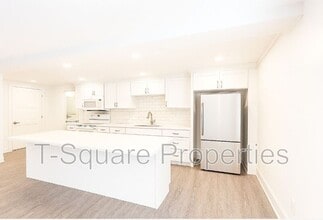 Building Photo - 325 5th Ave S