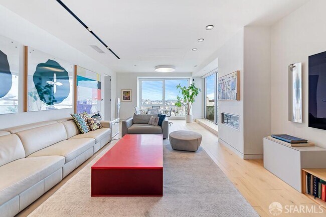 Building Photo - 333 Bush St