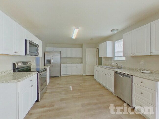 Foto del edificio - 110 Summerbrook Rd