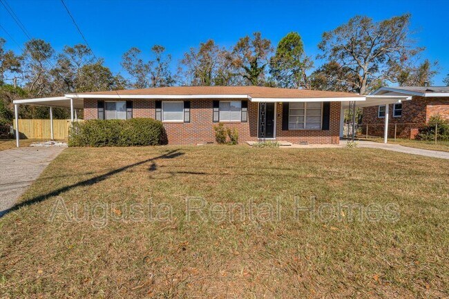 Building Photo - 1427 Ridgewood Dr