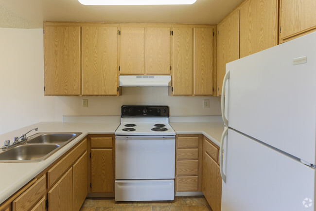 1BR, 1BA - 680 SF - Amberwood Apartments