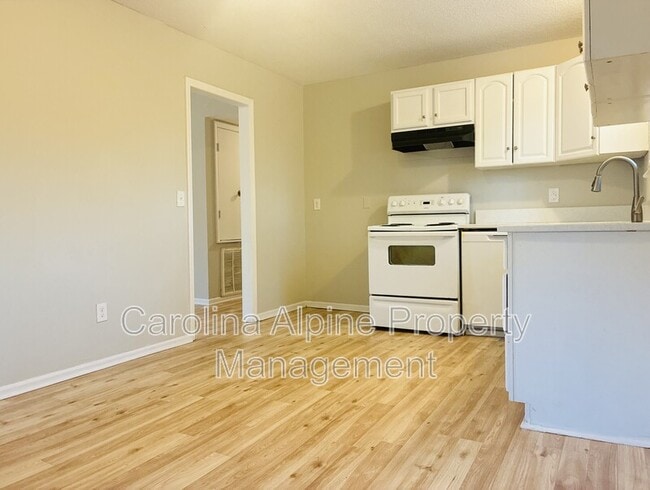 Building Photo - 416 Stirrup Ct