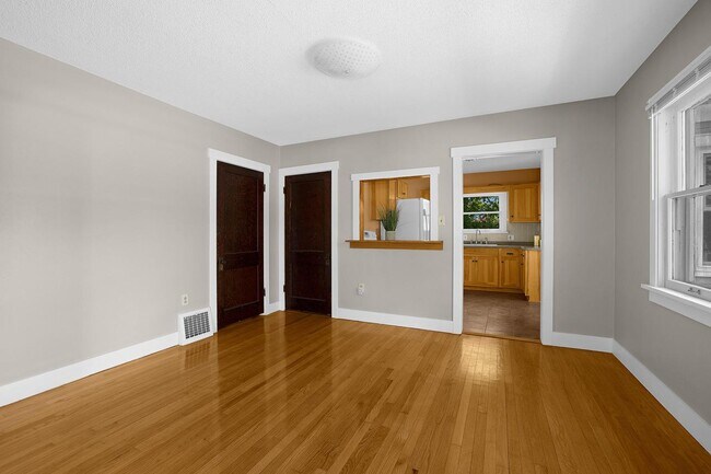 Foto del edificio - 602 7th St S