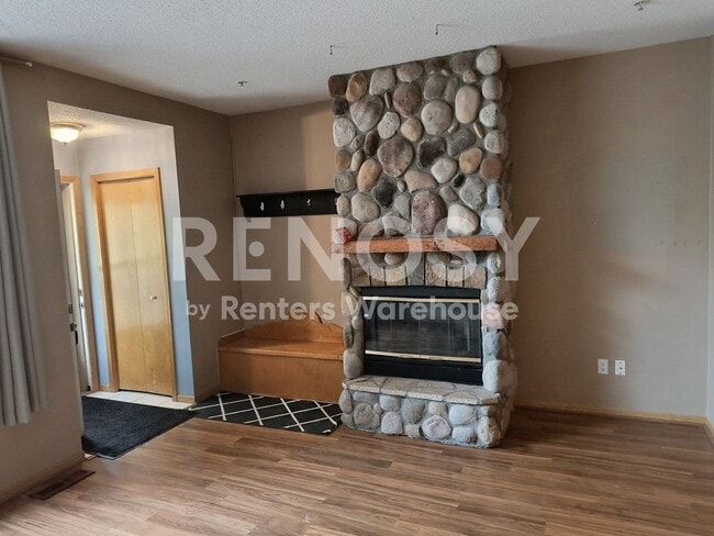 Building Photo - 2752 Autumnwood Ln