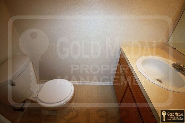 Foto del edificio - 4500 Sylvia Dr