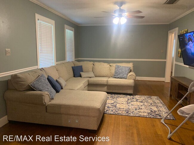 Building Photo - 3 br, 3 bath House - 161 Albany