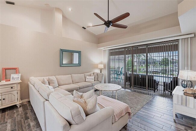 Building Photo - 1503 Suzi St