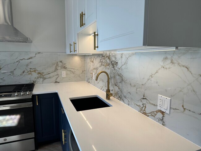 Foto del edificio - 124 Vinton St, 3