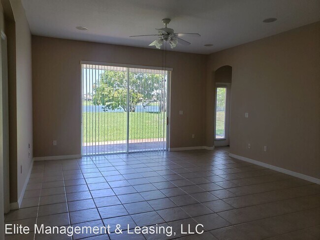 Building Photo - 4 br, 3 bath House - 13419 Fox Glove St.