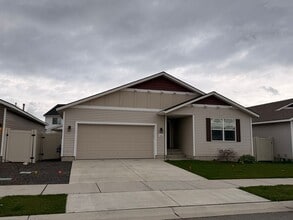 Building Photo - 1436 N Minam Loop