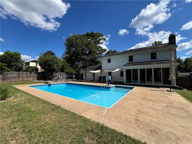 Building Photo - 2971 Prince Howard Dr