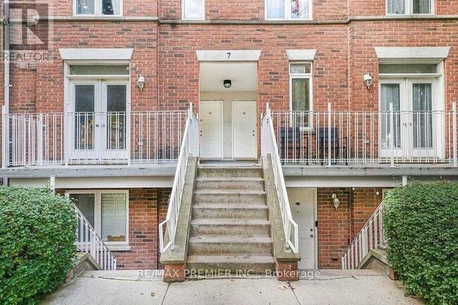 Photo du bâtiment - 7 Sudbury St