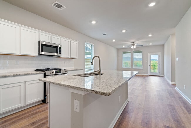 Building Photo - 3751 Spruce Cir