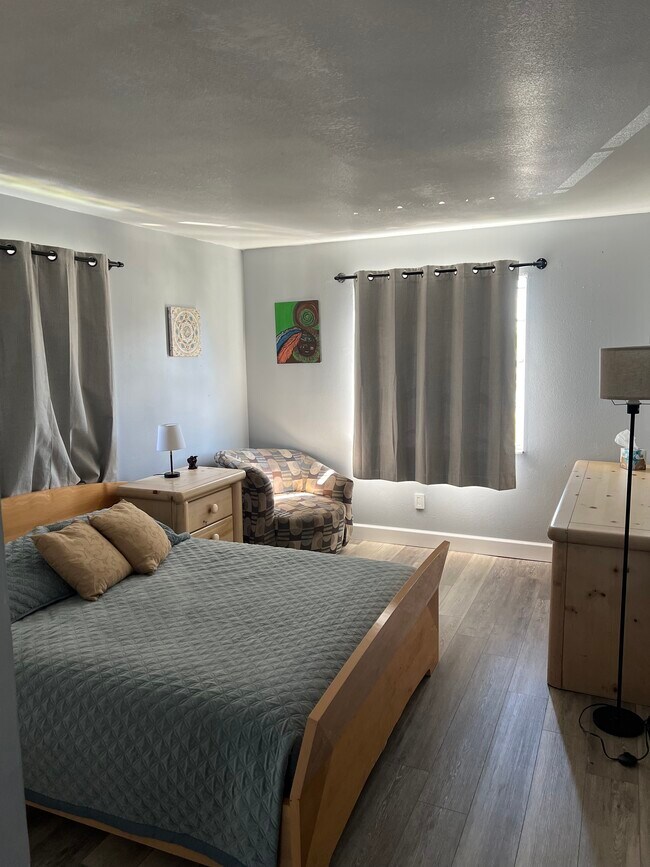 Foto del edificio - 510 Driftwood Cir W