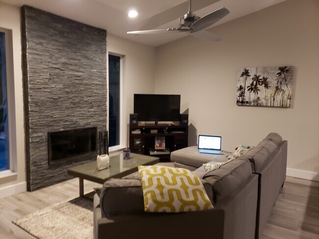 Foto del edificio - 11861 NW 24th St