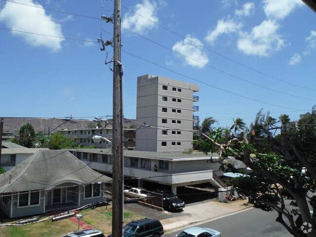 Building Photo - 2942 Date St