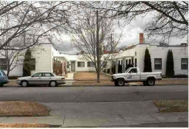 Primary Photo - Courtyard Apartments