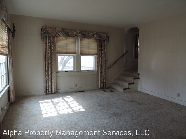 Building Photo - 3 br, 1.5 bath House - 503 Grover St