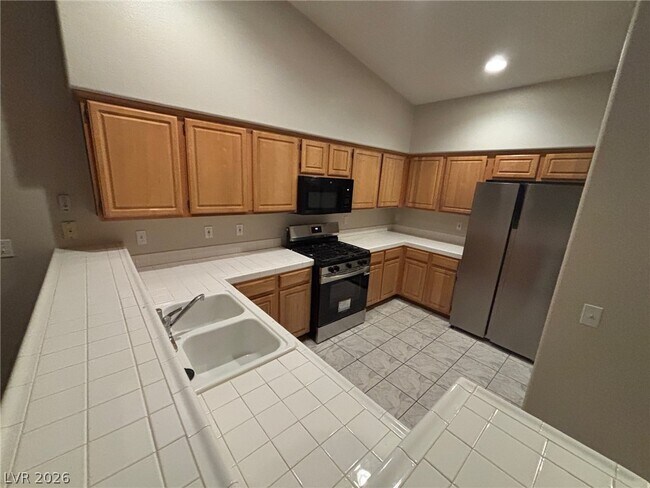Foto del edificio - 4970 Black Bear Rd