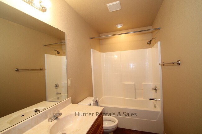 Foto del edificio - Spectacular Duplex--Won't last long!