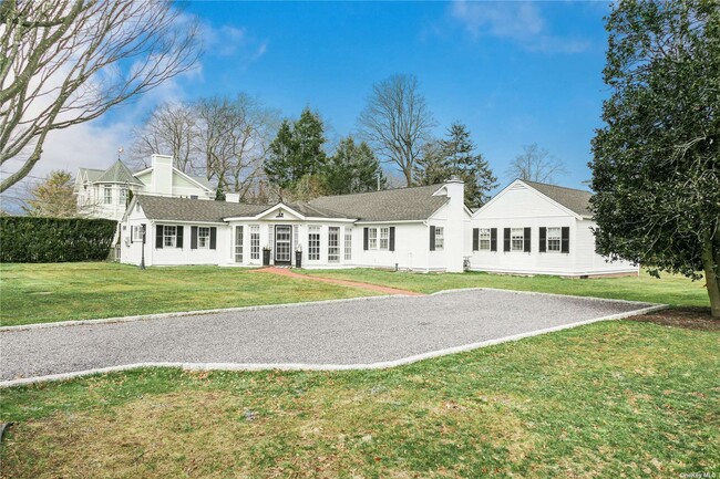 Building Photo - 13 Academy Ln